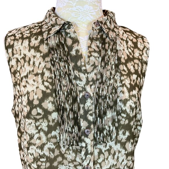 Coldwater Creek Sleeveless Lined Pintuck Bodice Button Front Animal Print Top LG - Picture 2 of 9